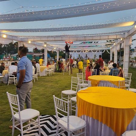 Pune Wtc Eon Destination Weddings Kharadi Exterior photo